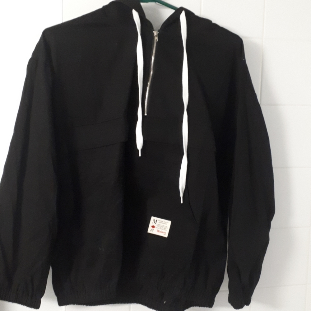 Hooded Pullover